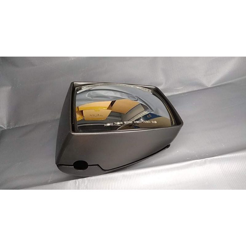 Kiếng hậu hyundai HD270 HD320 HD1000 TRAGO loại kiếng nhỏ bắt phía dưới