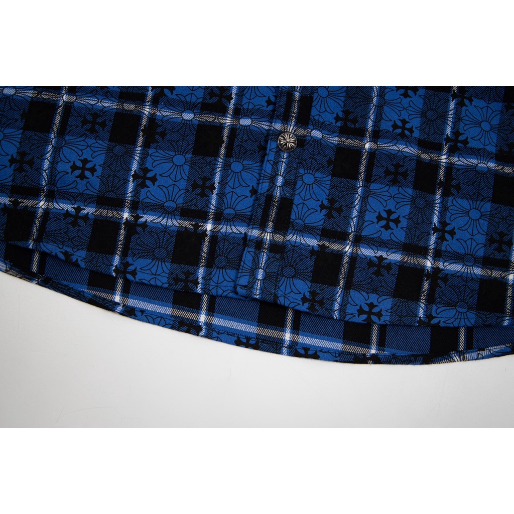 Áo Sơ Mi Da Kẻ Sọc Caro in Hình Trái Tim chrome Với Khuy Măng Sét Có Thể Được Master in Nhiều Phong Cách Khác Nhau Và Có Thể Đôi Bất Kỳ Đáy Thời Trang Thường Ngày Cho Cả Nam Và Nữ