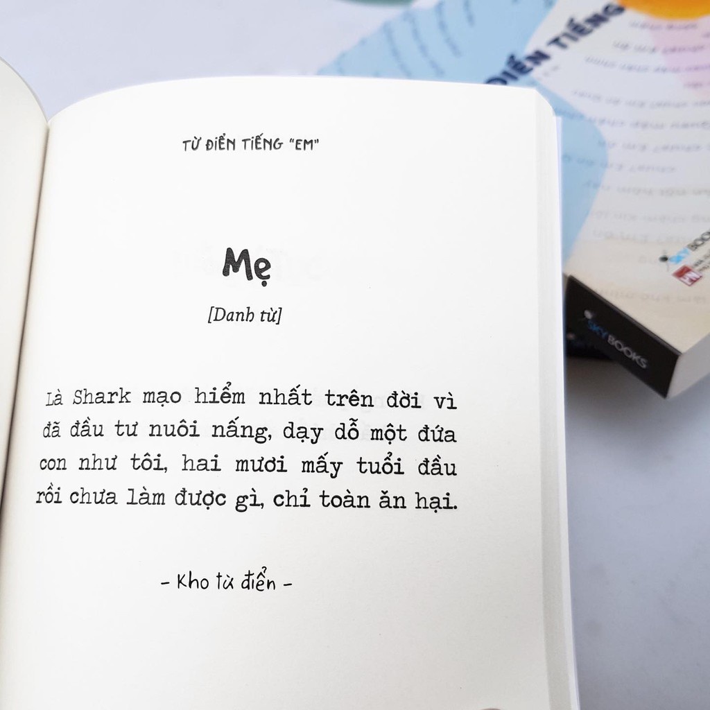 Sách - Từ điển tiếng em