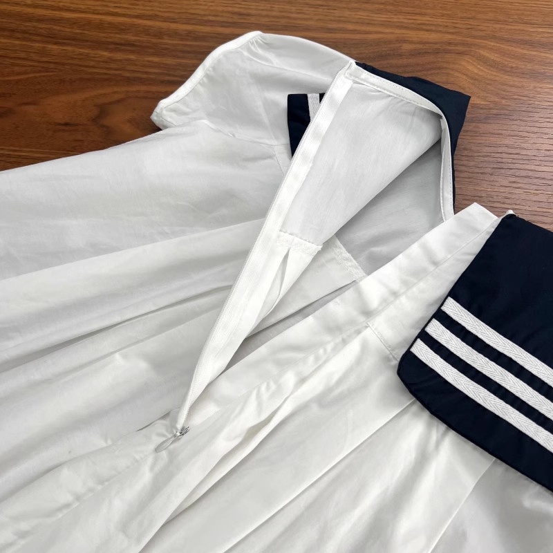 Đầm thuỷ thủ cho bé teen