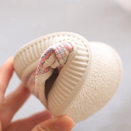 Giày Thể Thao Vải canvas Phối Sọc Caro Họa Tiết Chú Gấu Dễ Thương Cho Bé Gái