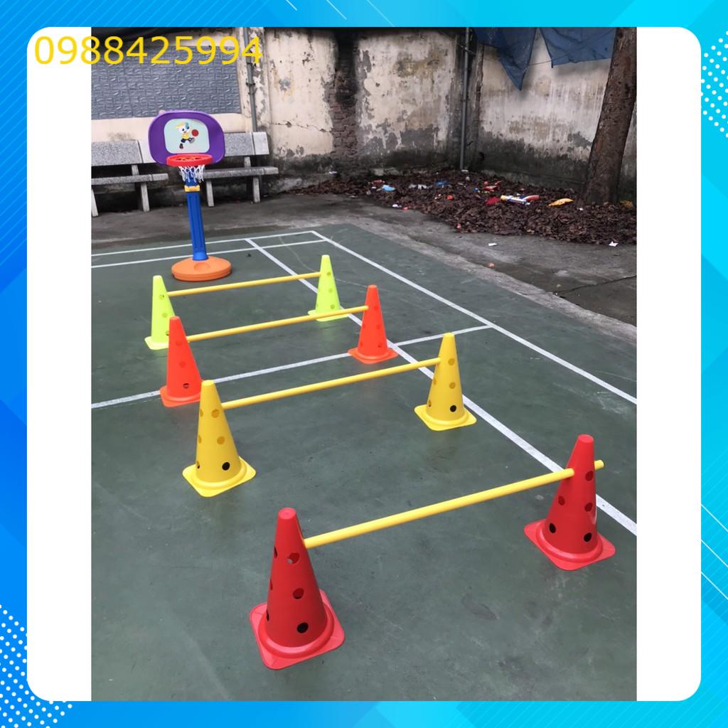 Đồ chơi thể thao bộ 10 chóp nhảy vận động tăng giảm chiều cao và 5 gậy