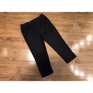 Quần Thun Ôm Nữ Lửng qua gối co giãn tốt có nhiều màu.. Giá Sốc 40.000 1 cái. 3 cái 100k