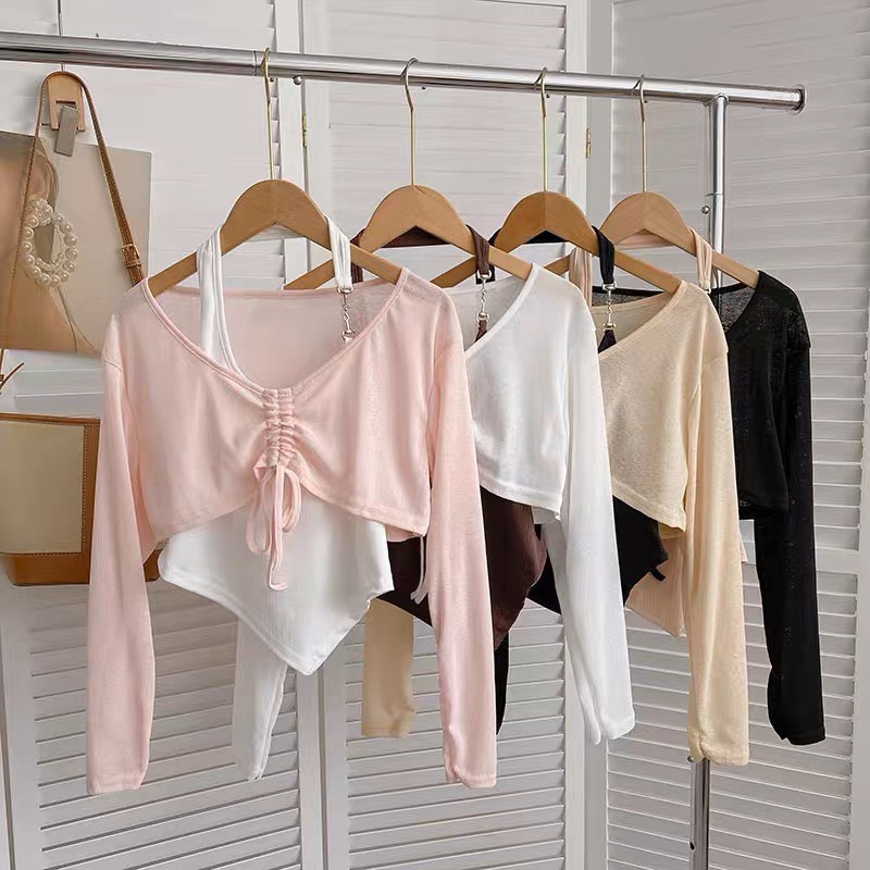 SÉT CROPTOP CỔ YẾM PHỐI XÍCH KÈM KHOÁC NGOÀI