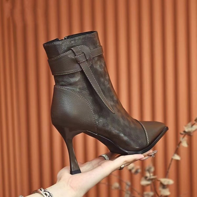 Giày Bốt Cao Gót Mũi Nhọn Có Khóa Kéo Bên Hông Phong Cách retro Cá Tính Cho Nữ