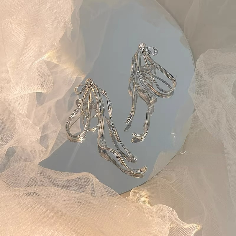 Hoa Tai Hình Bướm Đính Đá zircon Ngọt Ngào Cho Nữ