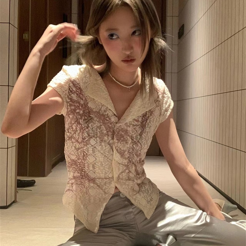 Áo Kiểu Tay Ngắn Phối Ren Thời Trang Mùa Hè Quyến Rũ Cho Nữ