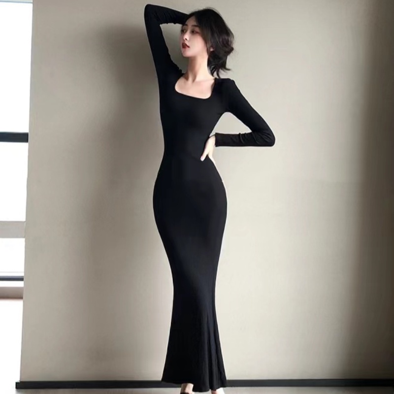 Cozok Đầm Đuôi Cá Dài Tay Màu Trơn Dáng Ôm Gợi Cảm Thời Trang