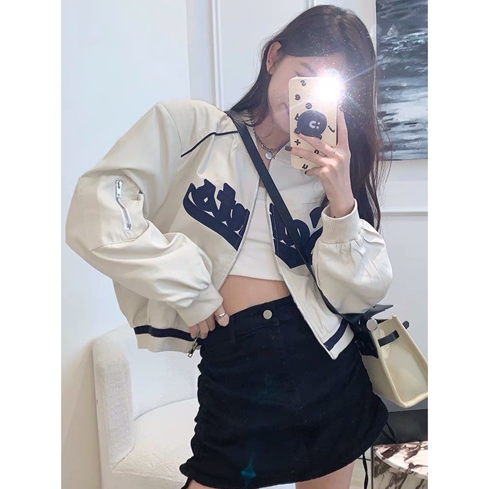 Áo khoác bomber nữ croptop saints bo tay chun trẻ trung phong cách MA098