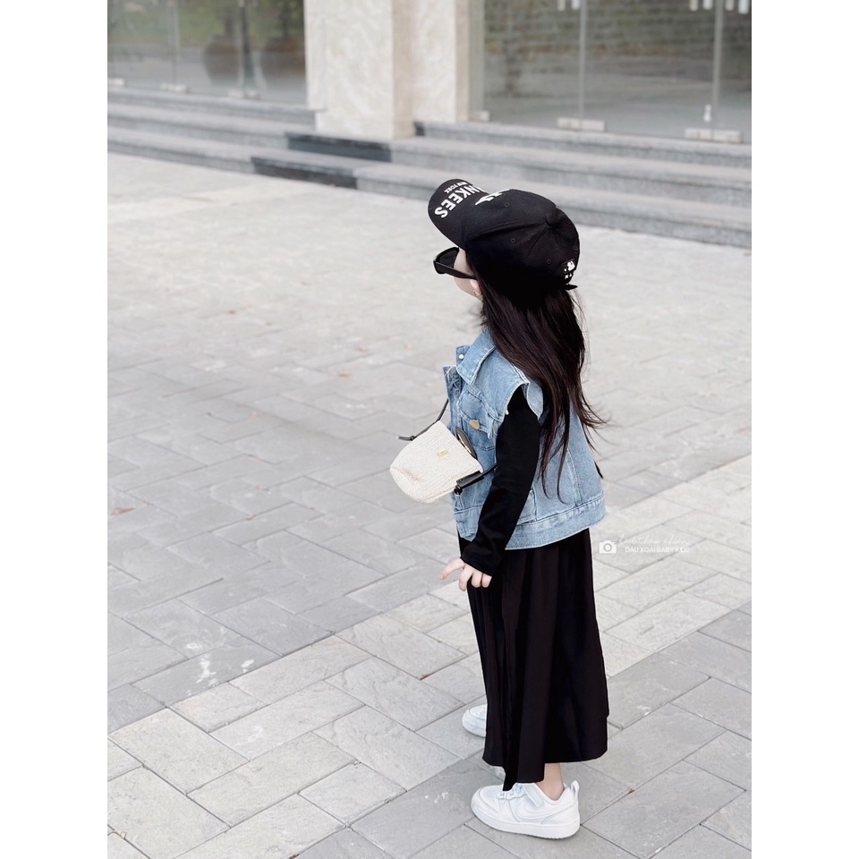 Sét Váy Body Đen Kèm Gile Jean Điệu Đà 18-32kg SMB67 - Shop Mẹ Bông 92