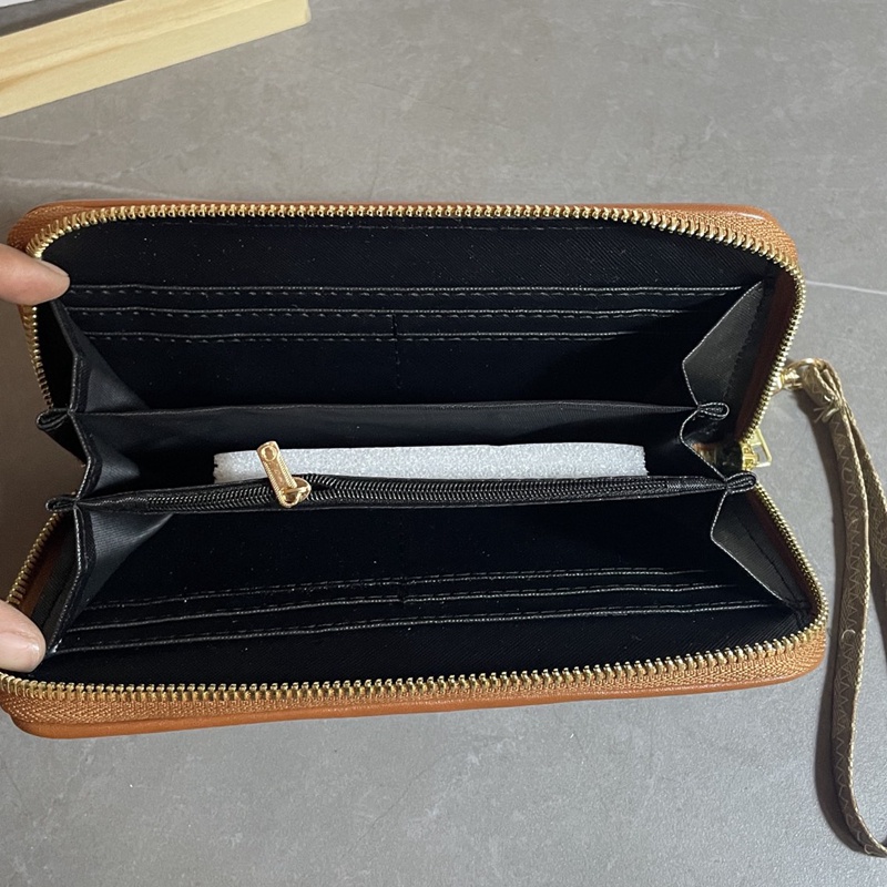 Ví Da Cầm Tay Màu Đen Cho Nam Và Nữ coach4140 k