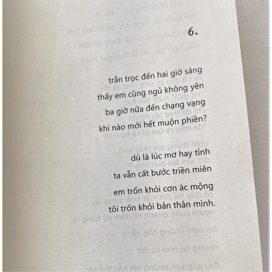 Sách - Đám Trẻ Ở Đại Dương Đen