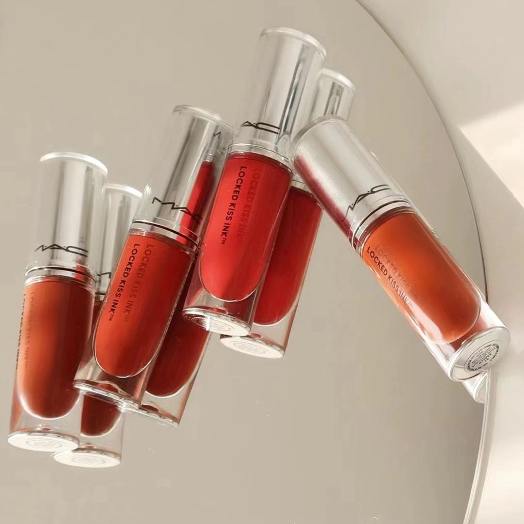 Mac Lip Glaze lock color elastic holding color matte not pulled dry not stained Cup 95 Poisonous Apple 66 62 69 72 76 92 99