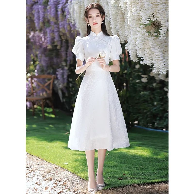 Đứng Sườn Xám Ngắn Tay Phong Cách Pháp Thanh Lịch Cho Nữ