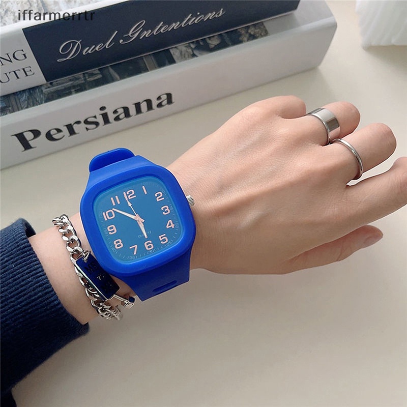 Đồng Hồ Đeo Tay Kỹ Thuật Số Hình Vuông Dây Cao Su Chống Nước Thời Trang Cho Nữ hye