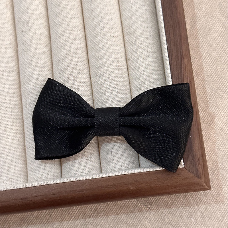 Kẹp Tóc Nơ Bên Hông Màu Đen Bằng Nhung Sữa Phong Cách Pháp Cổ Điển