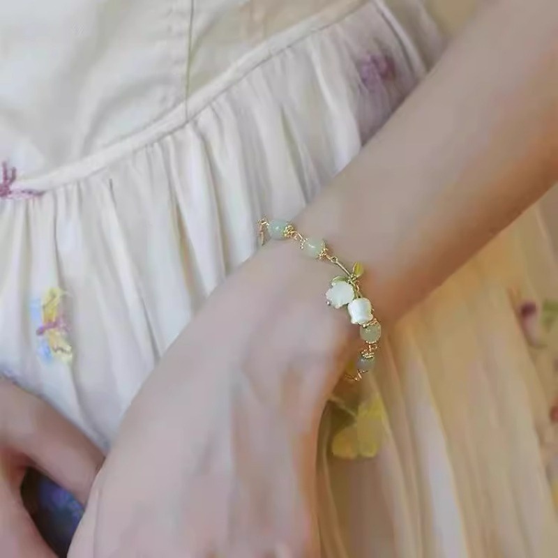 Vòng Tay Chuỗi Hạt Đá Tự Nhiên / Hoa Lan / Chuông Màu Xanh Lá / Ngọt Ngào Cho Nữ