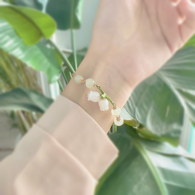 Vòng Tay Chuỗi Hạt Đá Tự Nhiên / Hoa Lan / Chuông Màu Xanh Lá / Ngọt Ngào Cho Nữ