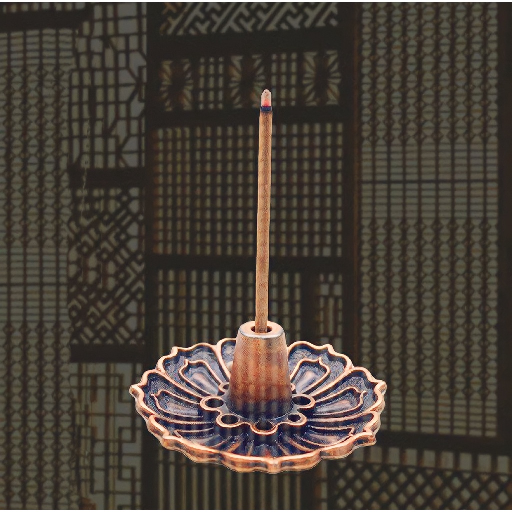 Đế đốt nhang trầm hương hình hoa sen bằng đồng, Đế cắm nhang 9 lỗ hình hoa sen đẹp mắt