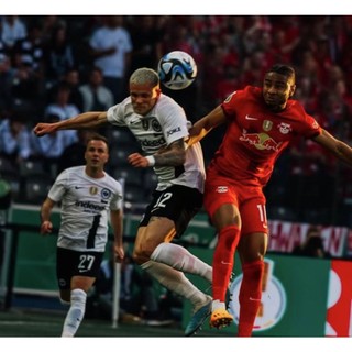 Frankfurt Phiên Bản Đặc Biệt jersey