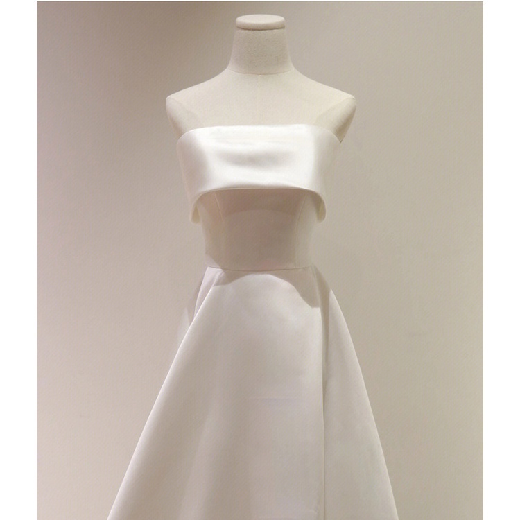 Váy cưới đơn giản satin không tay cô dâu bãi cỏ bên bờ biển đám cưới tuần trăng mật du lịch thời trang váy dài màu trắng