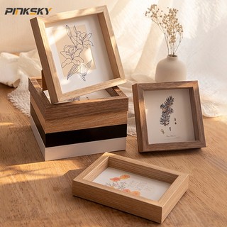 Khung ảnh bằng gỗ để bàn trang trí phòng ngủ theo phong cách retro