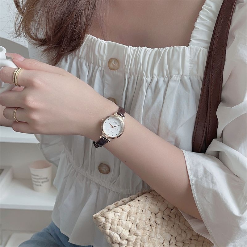 Đồng Hồ Đeo Tay Phong Cách Pháp Đơn Giản Sang Trọng Dành Cho Nữ