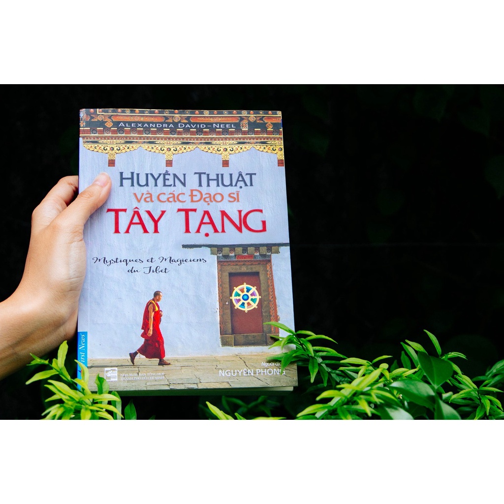 Sách - Huyền Thuật Và Các Đạo Sĩ Tây Tạng - Nguyên Phong