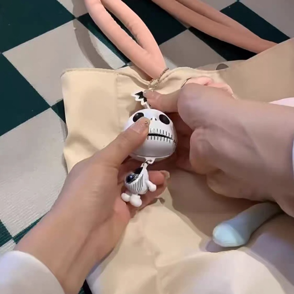 Móc Khóa Hình Bộ Xương Phát Sáng Trong Đêm halloween