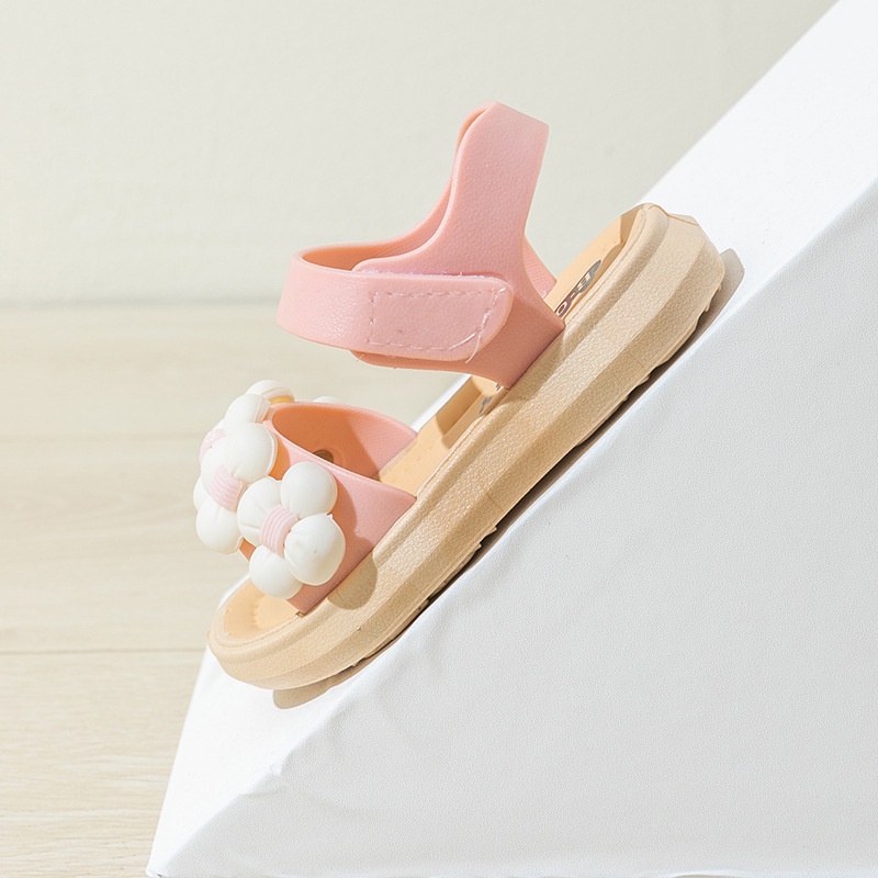 CUTE Mẫu mới dép trẻ em công chúa dép mát mẻ hoạt hình đáy mềm bãi biển em bé bạn học