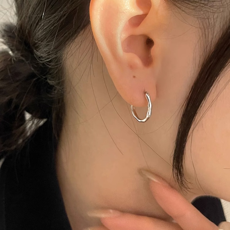 We flower Bông Tai Mạ Bạc 925 Hình Tròn Không Gây Dị Ứng Thời Trang Dành Cho Nam Và Nữ