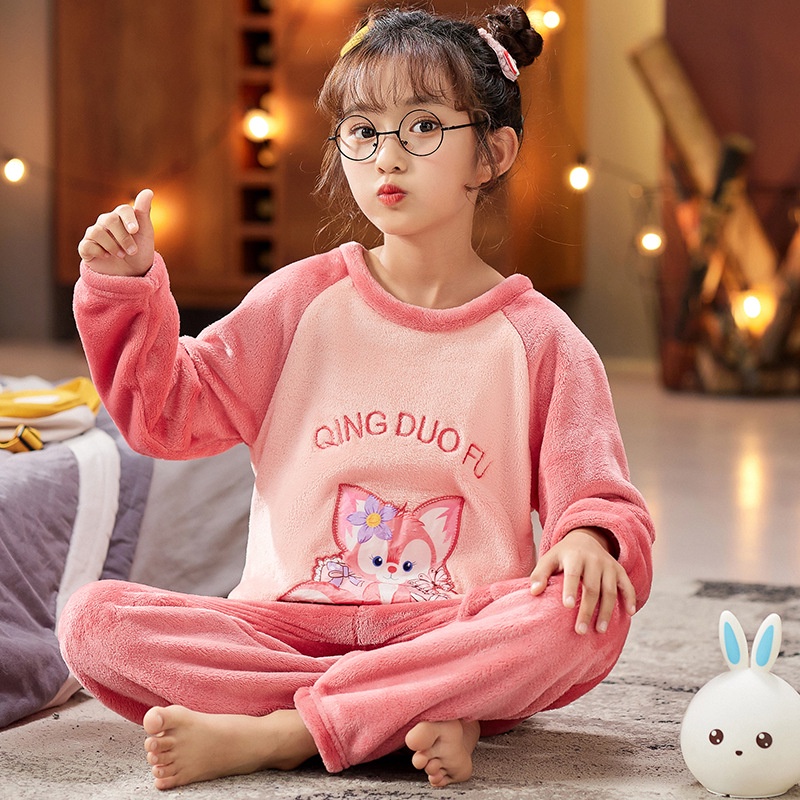 Bộ Đồ Ngủ Chất Nỉ Dày Dặn In Họa Tiết Hoạt Hình Trái Dâu Dễ Thương Thời Trang Thu Đông Cho Bé Gái