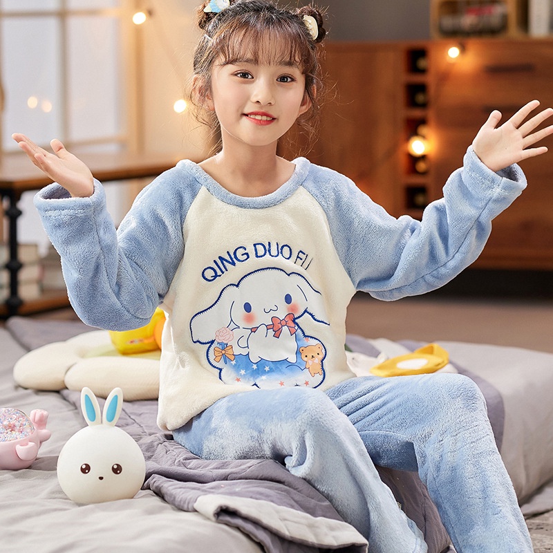 Bộ Đồ Ngủ Chất Nỉ Dày Dặn In Họa Tiết Hoạt Hình Trái Dâu Dễ Thương Thời Trang Thu Đông Cho Bé Gái
