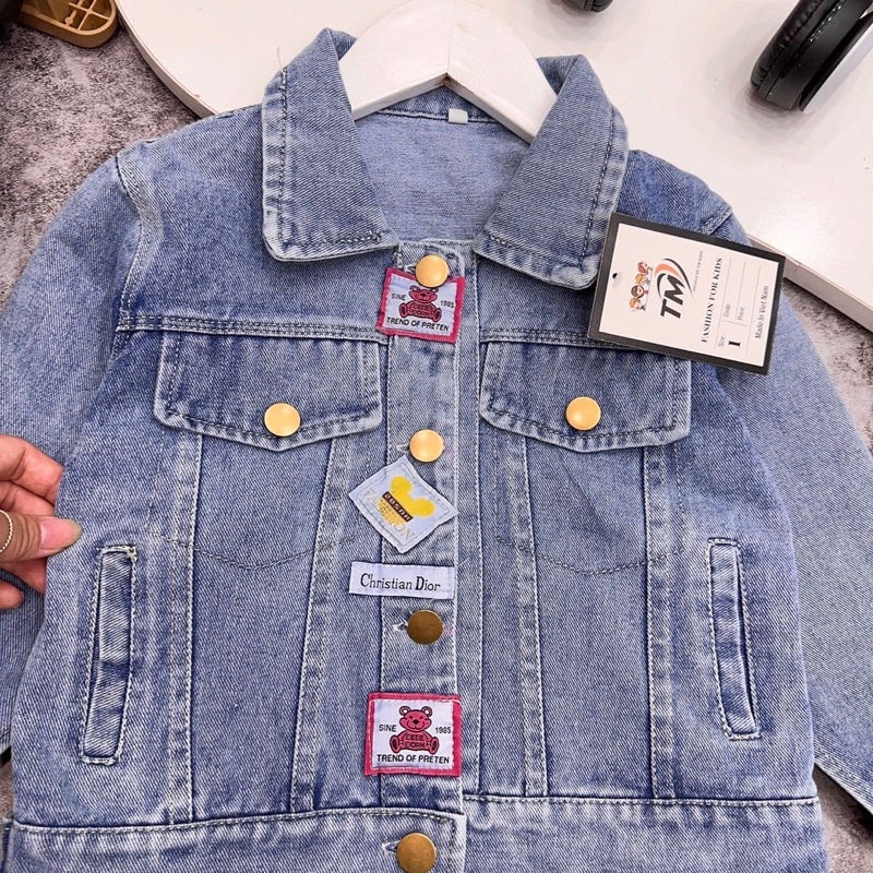 Áo khoác jean cho cả bé trai và bé gái