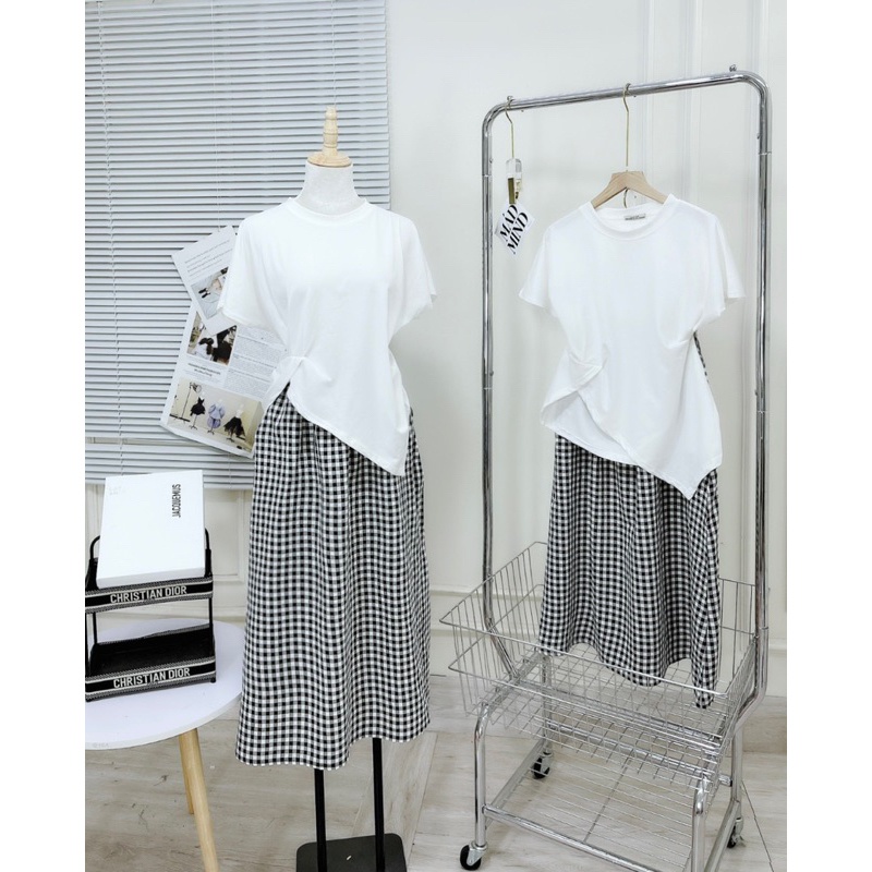 Set áo trắng rúm vạt lệch mix chân váy caro đen chuẩn video ảnh thật trải sàn