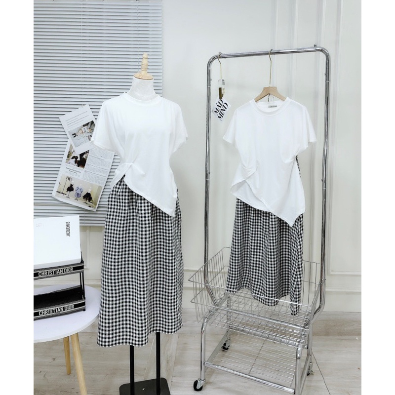 Set áo trắng rúm vạt lệch mix chân váy caro đen chuẩn video ảnh thật trải sàn