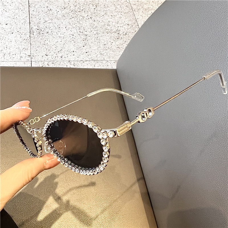 Cá Tuyết Kính Râm Gọng oval Tinh Tế Lấp Lánh san9