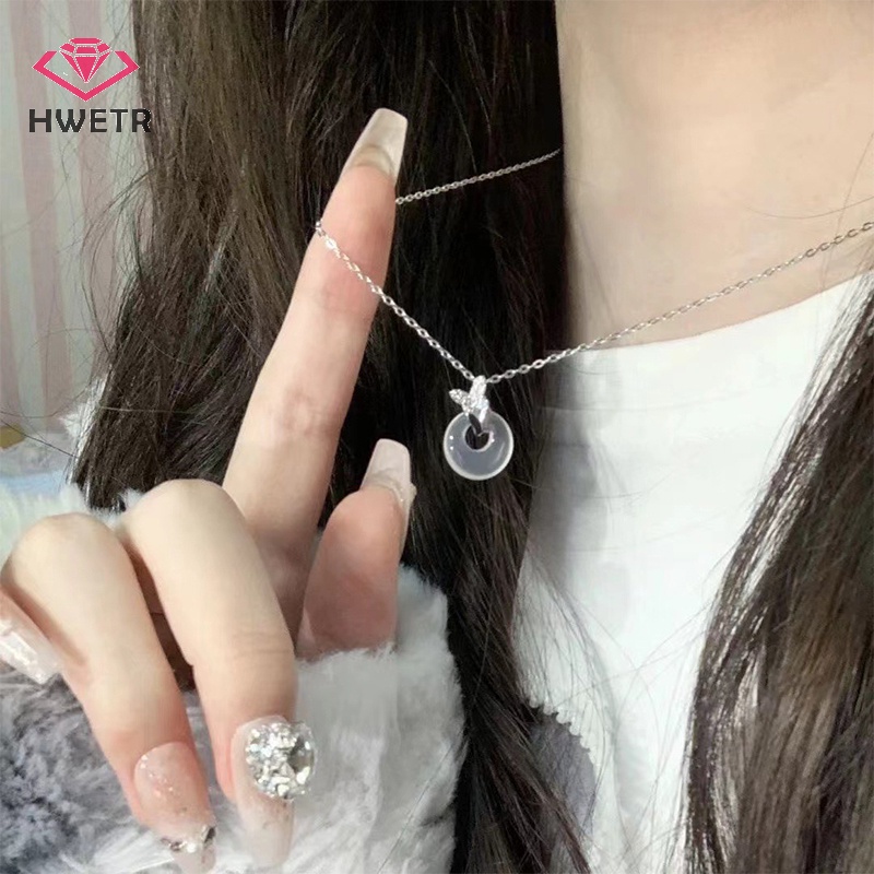 Vòng cổ Mặt Hình Bướm Đính Đá Ngọc Lam Phong Cách vintage Cho Nữ Mới