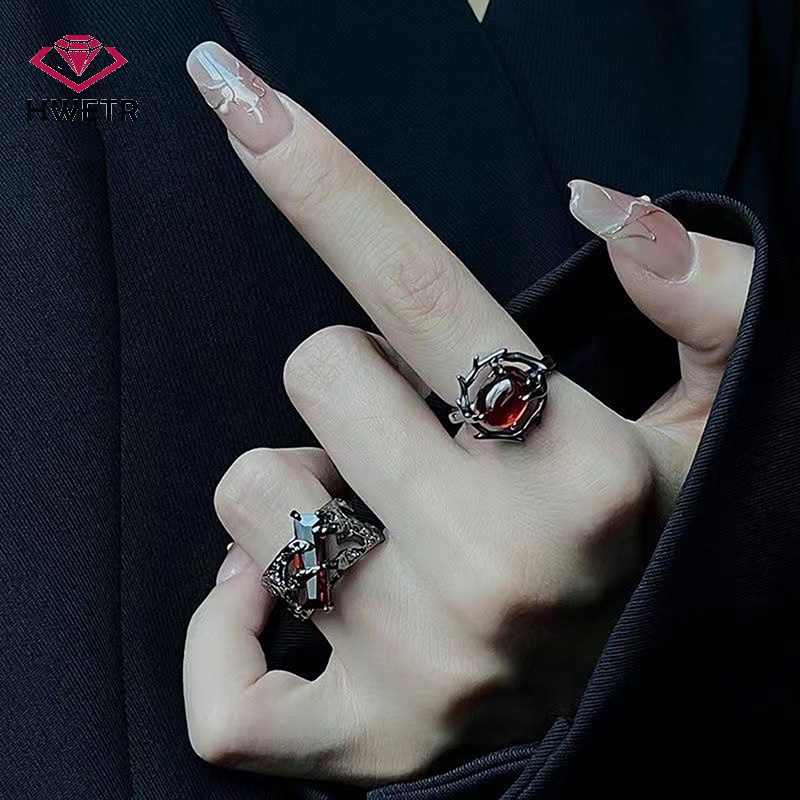 Hwtr Nhẫn Đính Đá zircon Màu Đỏ Phong Cách Hiphop punk Cho Cặp Đôi Mới