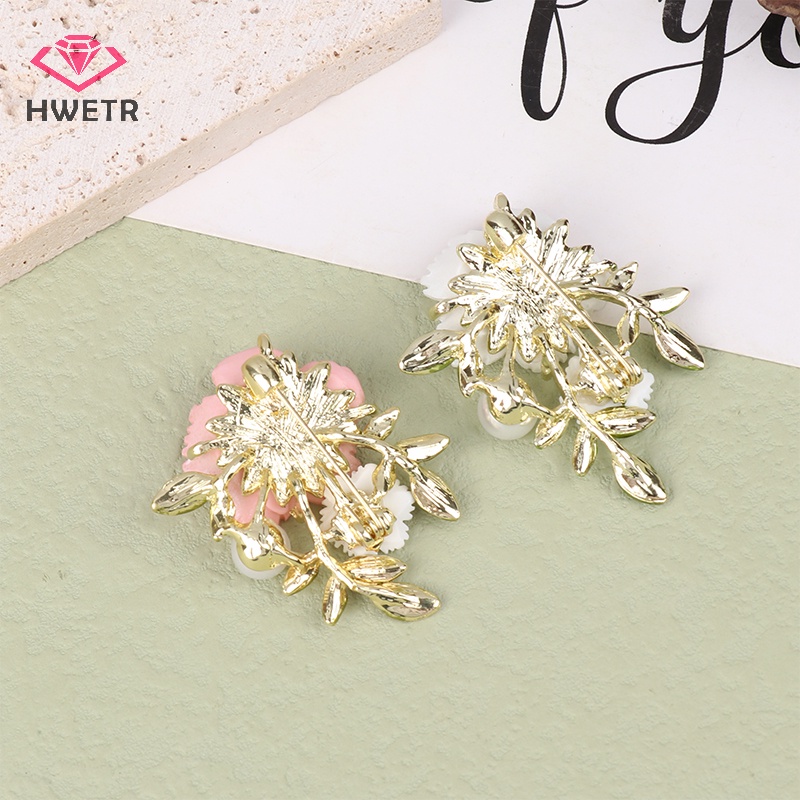 Trâm Cài Áo 2 Màu Hình Hoa Đào Bằng Hợp Kim Lãng Mạn Mới