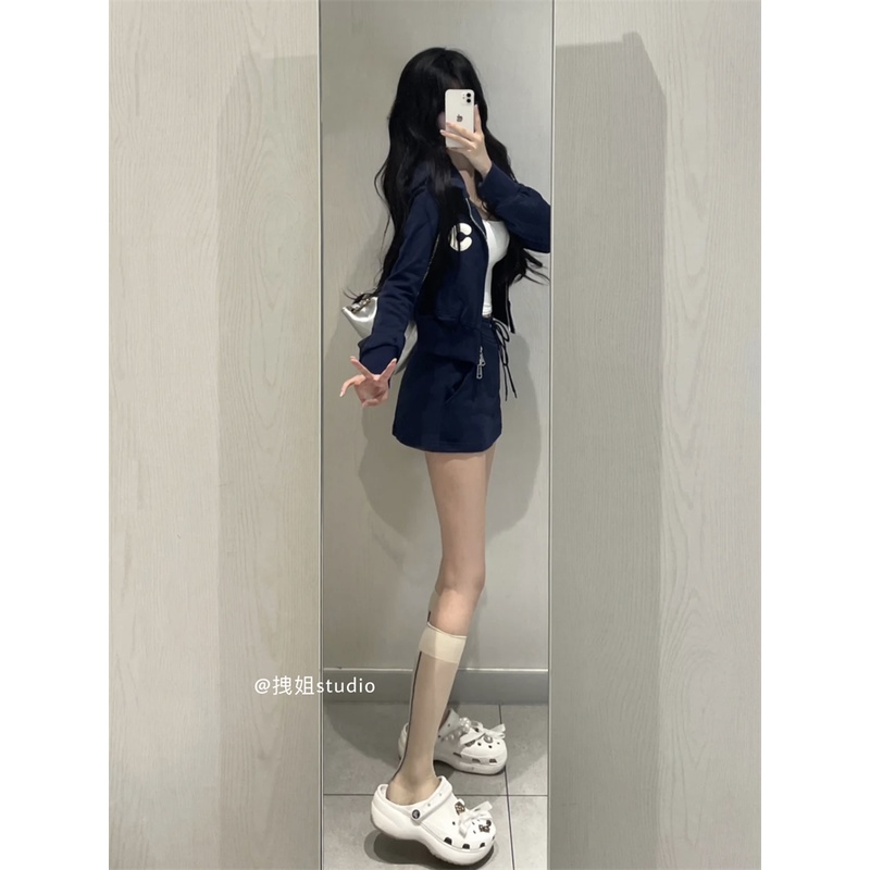 Set Áo Khoác Có Nón Và Chân Váy Lưng Cao Phong Cách retro Cho Nữ