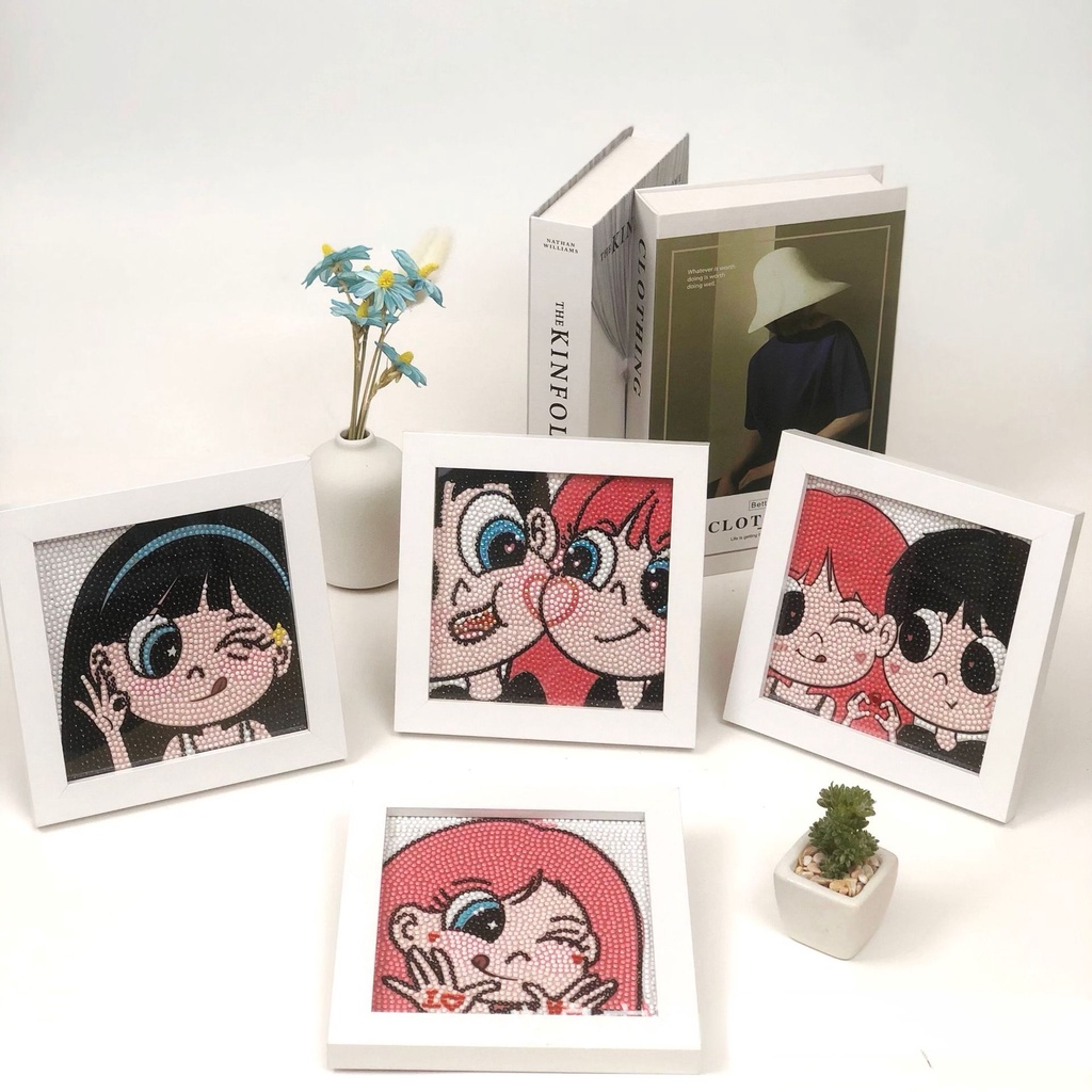 Bộ Tranh Đính Đá Tự Làm Toàn Diện Họa Tiết Công Chúa Và Bướm Có Khung Trang Trí