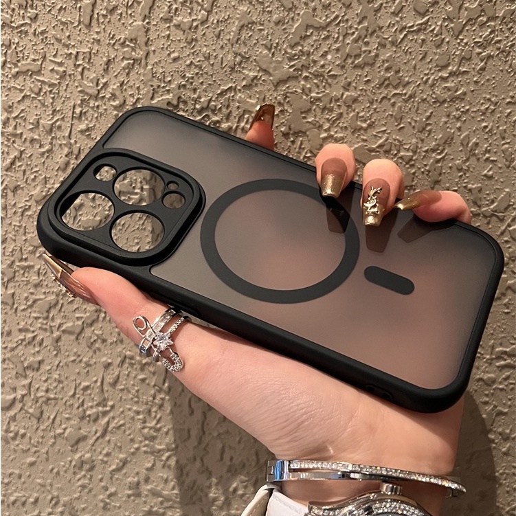 Mới Ốp Điện Thoại Túi Khí Chống Rơi Màu Đen Nhám Hít Nam Châm Cho iphone 11 12 13 14 15 pro max 14 plus 15promax