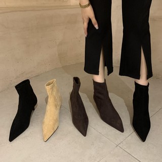 Giày bốt cao gót mũi nhọn thời trang cho nữ