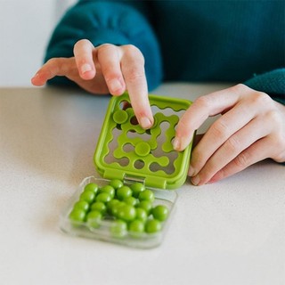 SmartGames - IQ Mini, Create Your Own Challenges, Compact Puzzle Game