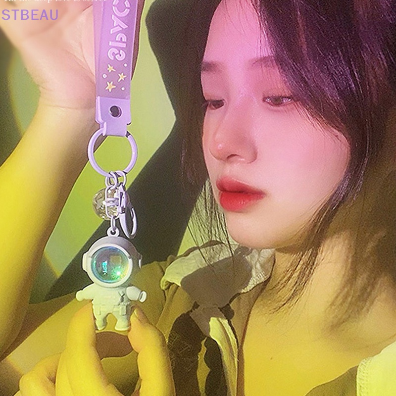 Móc Khóa Phát Sáng Hình Phi Hành Gia Hoạt Hình Dễ Thương Cho Cặp Đôi ch mme