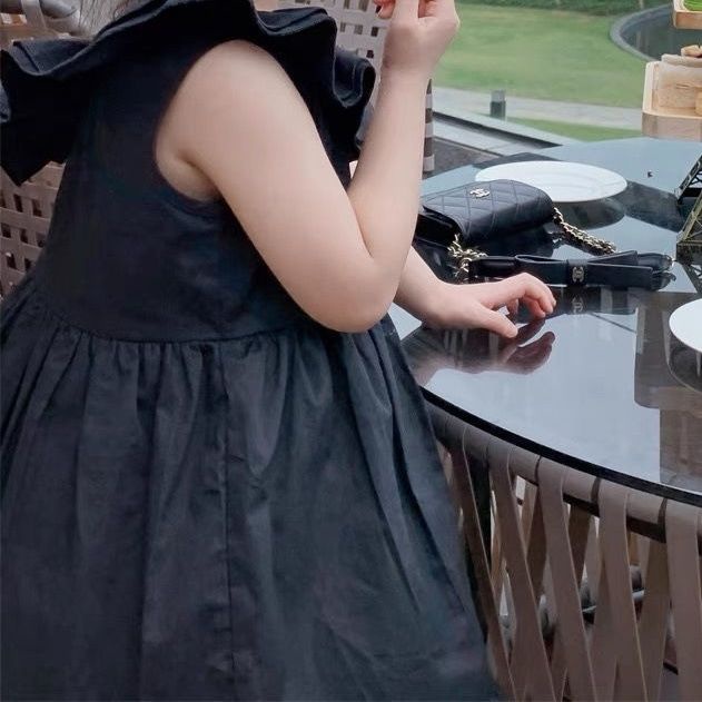 Đầm Không Tay Hở Vai Thời Trang Mùa Hè Cho Bé Gái Đen