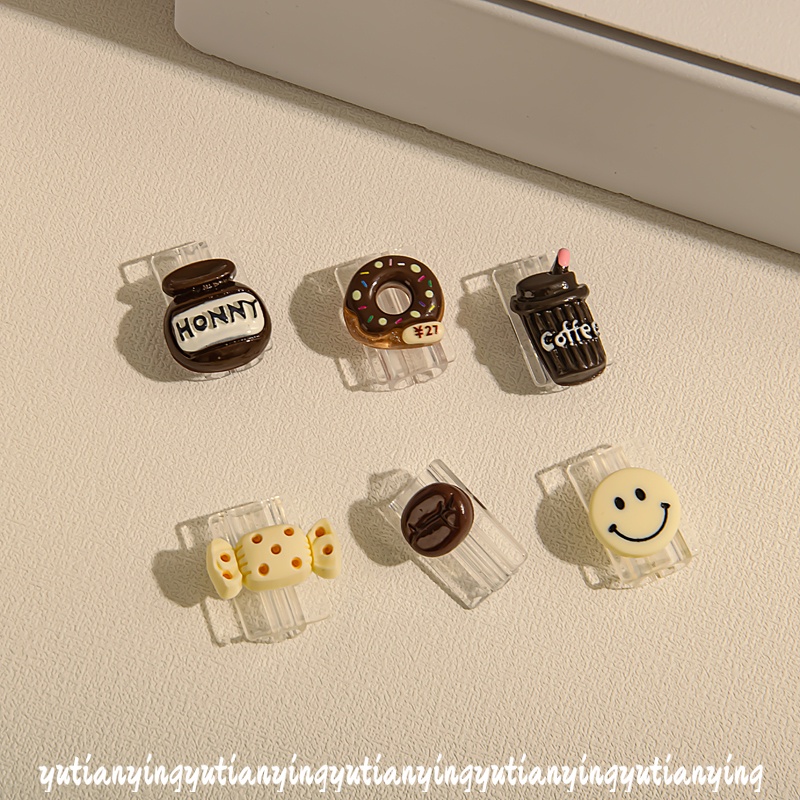 Hoạt Hình Dây Cáp Sạc Dữ Liệu Búp Bê Hình Tên Lửa / Bánh donut / Trà Sữa / Ngôi Sao / Phi Hành Gia / buzz lightyear 3d Bảo Vệ Điện