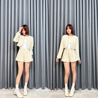 RUBIES Khoac Kieu Carlin Outer