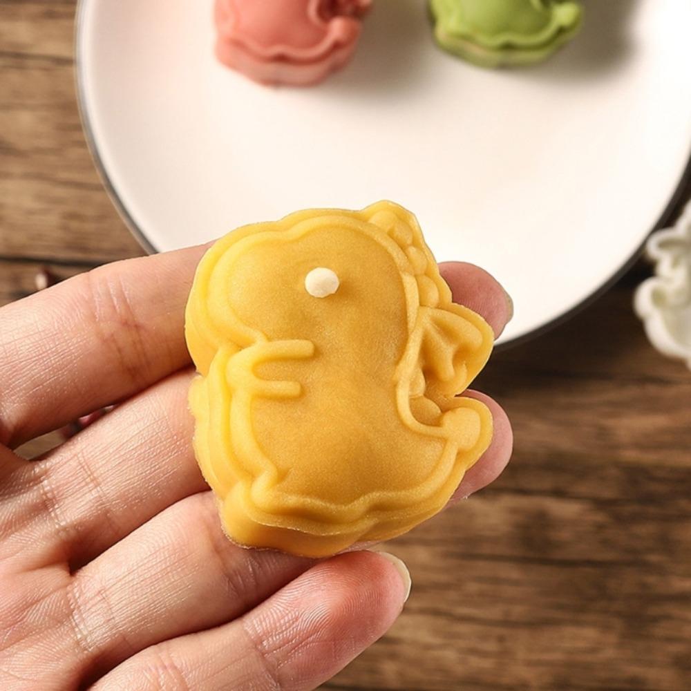 Khuôn Làm Bánh Trung Thu Hình Khủng Long Ba Chiều Bằng Nhựa Trong Suốt Trọng Lượng 30g
